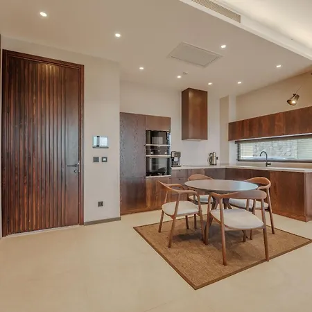 Silence Villa *
