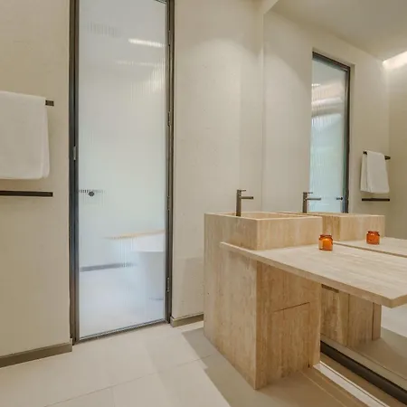 Silence 빌라 페티예