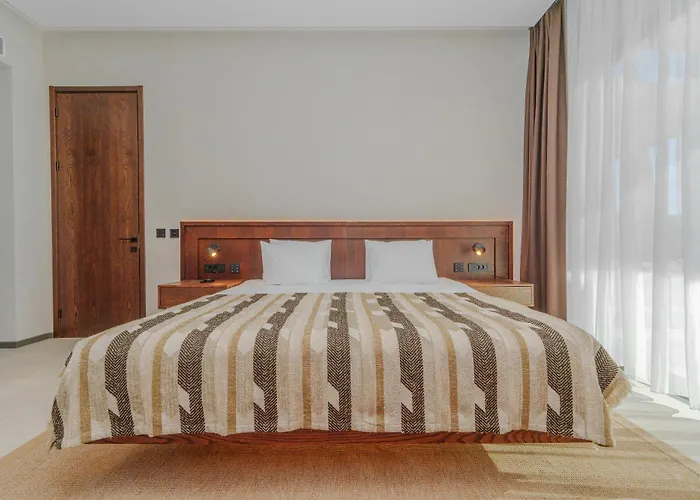 Silence Φετιγιέ